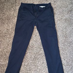 J. Crew Sutton Fit Navy Chinos | Size 32W x 34L
